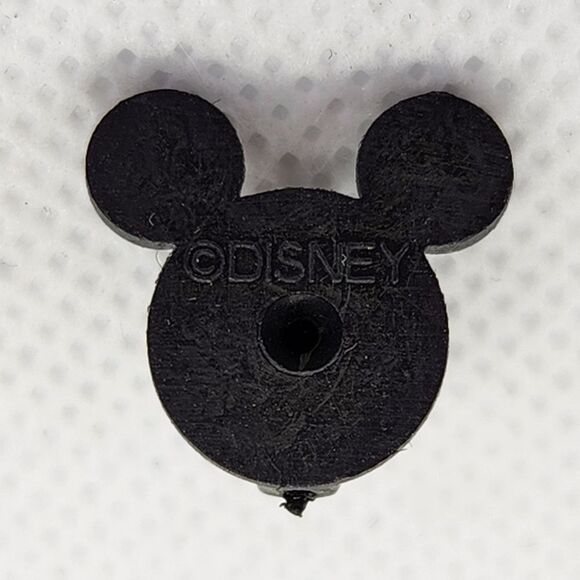 🩵NWOT Peter Pan Trading Fun Day 2017 Collection Trading/Lapel Pin - Picture 5 of 5